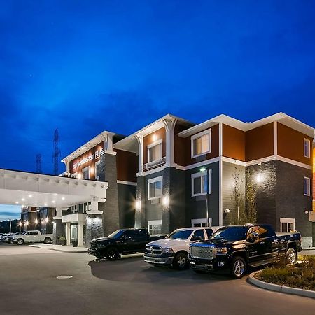 Best Western Plus Chestermere Hotel Exterior foto