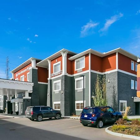 Best Western Plus Chestermere Hotel Exterior foto