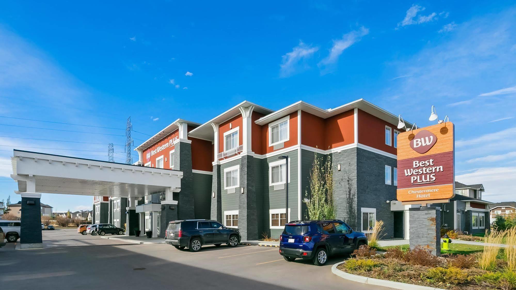Best Western Plus Chestermere Hotel Exterior foto